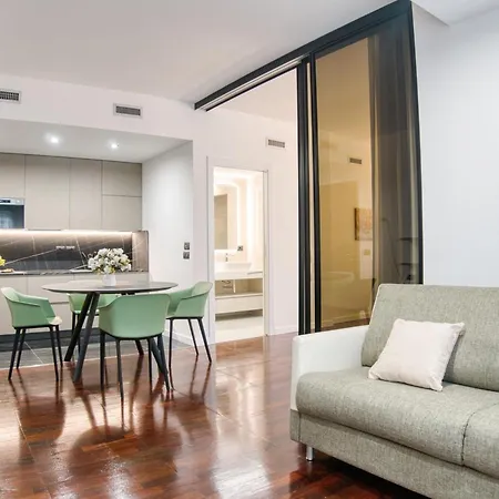 Duomo Lux - Elite In The Heart Of Milan