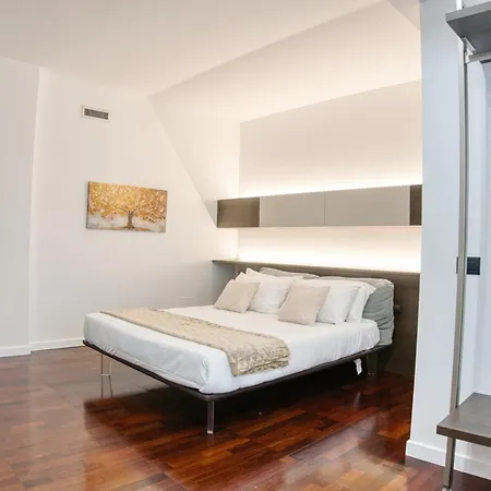 Duomo Lux - Elite In The Heart Of Apartment