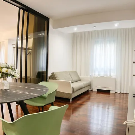 Apartment Duomo Lux - Elite In The Heart Of *