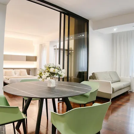 Duomo Lux - Elite In The Heart Of Apartment