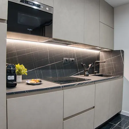 Duomo Lux - Elite In The Heart Of *